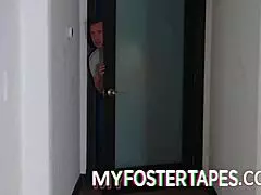 Latina milf babe gets rough anal fucking in quickie