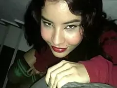 Llego A La Habitación De Mi Hermanastra Y Me Da Mamadas Hasta Tragarse Mi Leche