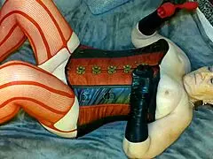 Steampunk grannys, uh, fingring & cunni till they cum, ya know?