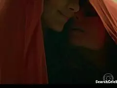 Paolla Oliveira and Maria Fernanda Candido in Steamy Scene