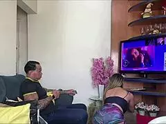 does suzie lick monster cock in kitchen?