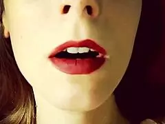 Nagajiva Adeline fantazija o zanositvi z milfovo pičko ki stenja