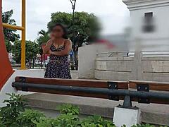 ventet på kjæresten på kjøpesenteret men fremmed tok meg hjem og vi knullet doggy lidenskapelig