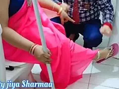 desi hot sex with sexy housewife