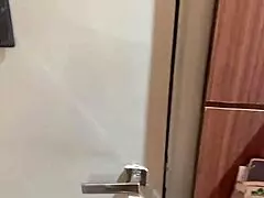 Mature Colombian Mom Demonstrates Squirting On Whatsapp