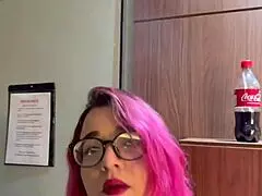 Mature Colombian Mom Demonstrates Squirting On Whatsapp