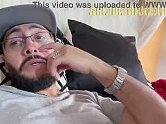 she comes to my apartment just to suck my dick she is a total slut in bed 😈