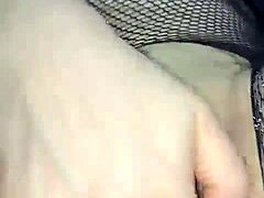 ทำไมสลัดโคลอมเบียร้อนๆถึงยัดแตงกวาลึกเข้าไปในหีเปียกของเธอ?