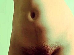 Hé, check deze 18-jarige Indiase desi meid wild solo