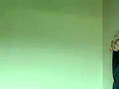 Watch this sexy girl squirt and moan while masturbating her big pussy?