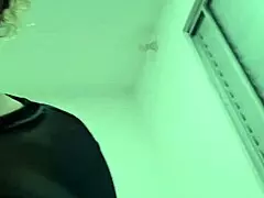 Διάλειψα την ήσυχη ανάγνωση της μητριάς μου