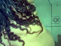 Prekinuo sam tiho čitanje moje maćehe