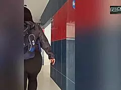 Extranjera Gordita Shows Tits for Hotel Hookup Job