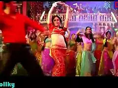 Kareena's hottest navel show