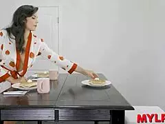 Blonde Mommy Shares Breakfast Delights