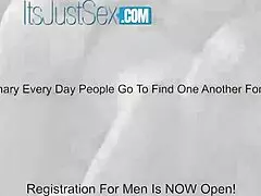 Бъдещата на шефа се наведе за голям черен хуй догги с работниците