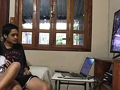 Latina lady, let me watch the game! I can’t handle this handjob anymore!