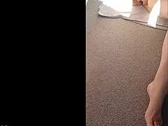 look at this mature huge clit up so close