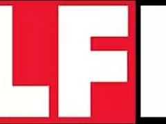 Curvy milf neighbor caught sunbathing by pool. Operation to bang her wet ass starts now!