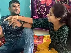 XXX индийская деси мачеха получает еблю в тугую пизду и жопу в cosplay