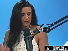 up close interview on how women orgasm with penny barber solo