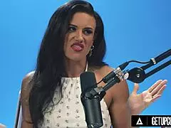 up close interview on how women orgasm with penny barber solo