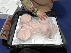 unboxing tantaly britney doll and showing how to use it 😏