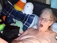 Hot Mature Strips for Naked Yoga and Masturbates