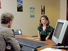 Cazzo Sì! Casalinga Bollente Inchiodata dal Preside Sexy