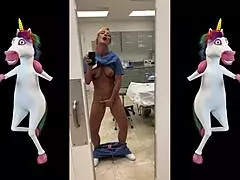 Busty hot stepmom spreads her pussy for huge dildo on Camsoda! 😈