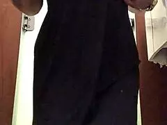 Angel Lima Boldly Masturbates In Shopping Mall With Anal Plug