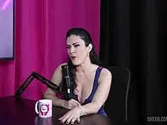 i watched amanda smell dominate bruna carlos in public bora cast