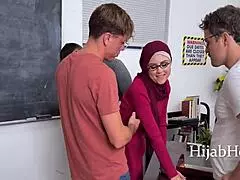 Wow! Classroom Lust for Hijab Milf Teacher Explodes Fast!