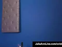 cock sucking milfs julia ann in lingerie