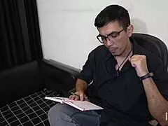 Doctor Tricks Patient for Fisting in Secret Clinic