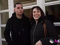 lucía bianco met this young 18+ boy at dance class, wanna do the mating dance with him!