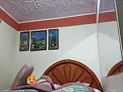 Esposo Me Ofrece Como Una Puta A Su Amigo Maduro Gordito Por Una Ayuda Económica