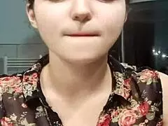 hey, wanna see this italian milf on bigo showing off?