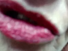 היי כולם, דאונסקיי כחולת עיניים אמריקאית חולקת את יום ההולדת שלה עם התגרות חמה!