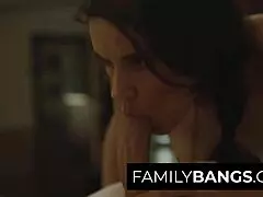 פמיליבנגס קום ⭐ מילף לחוצה תופסת חתן מבולגן ונ ויילד גורם כאוס עם פני ברבר.