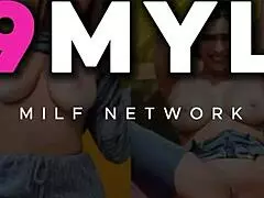 Stiefmoeders geile 18+ zit op pik