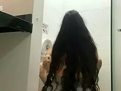Latina stepmom surprises me in the bathroom 😲