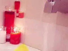 captivating milf sara jay fingers her big pussy and nipples deeply 😍