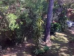 Аматорска МИЛФ толкова възбудена че вика съпруга за бърз секс