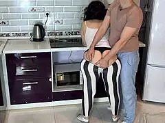 stepmom is open about her big ass and interacts with stepson
