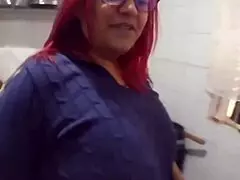 madura bbw en la cocina licking big tits