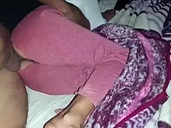 Hey, padrastro sneaks in at midnight to take me from behind, crazy!