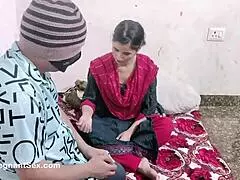 Indian Muslim Slut Bhabhi Enjoys Wild Deepthroat Sex