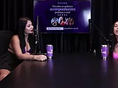 Morena Gostosa Sıkı Amı Olduğunu Söyleyip Güzel Memelerini Gösteriyor ve Oral Yapmayı Sever - Didy Reis Sheer Red'de İzle