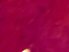 Mengganggu wanita matang Venezuela punggung besar di jalanan Lima berpakaian sebagai pengantin Stitch dubur - bahagian 1